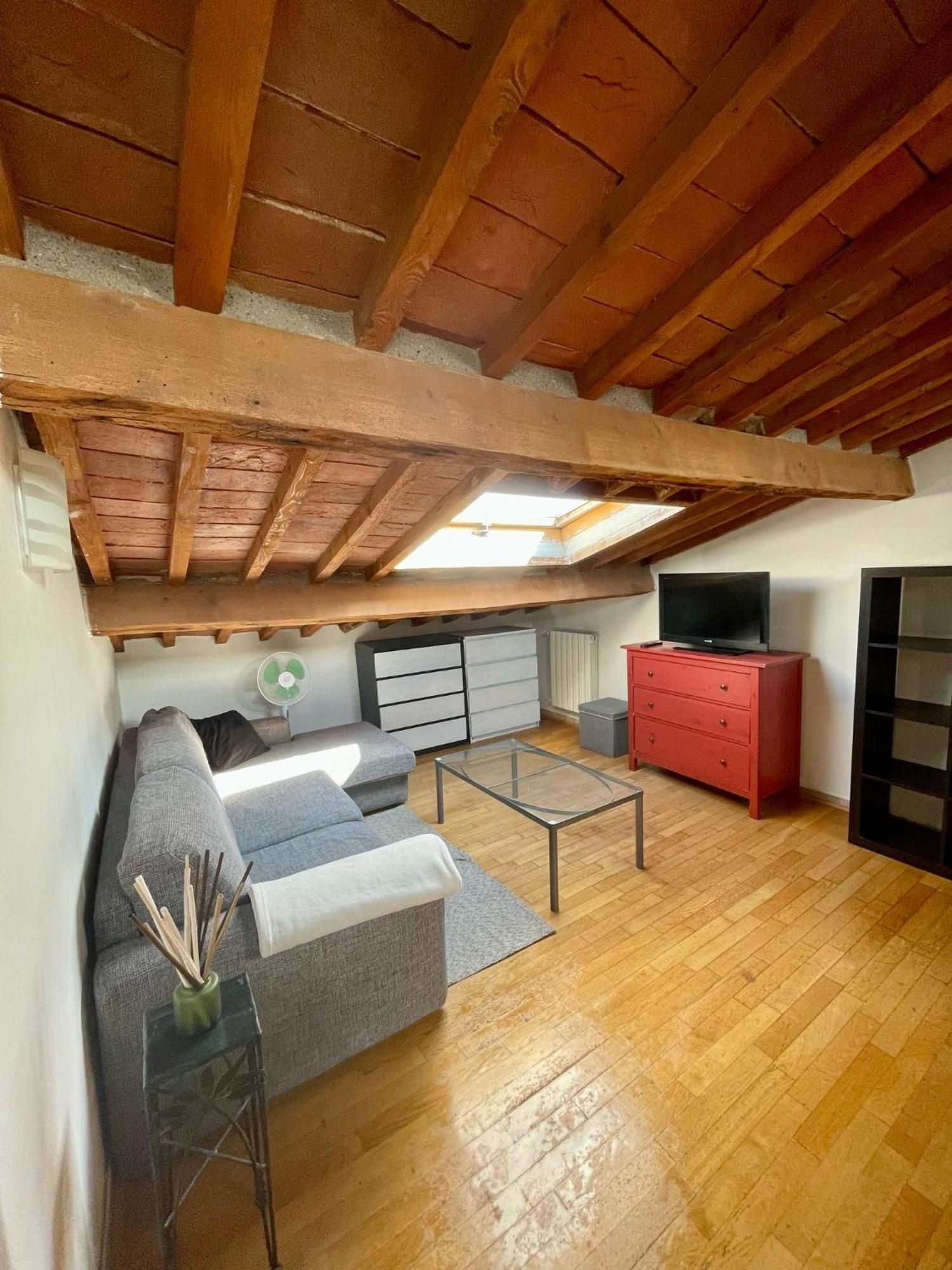 Ferienwohnung Luminosa Mansarda Vicino Al Porto Livorno Exterior foto