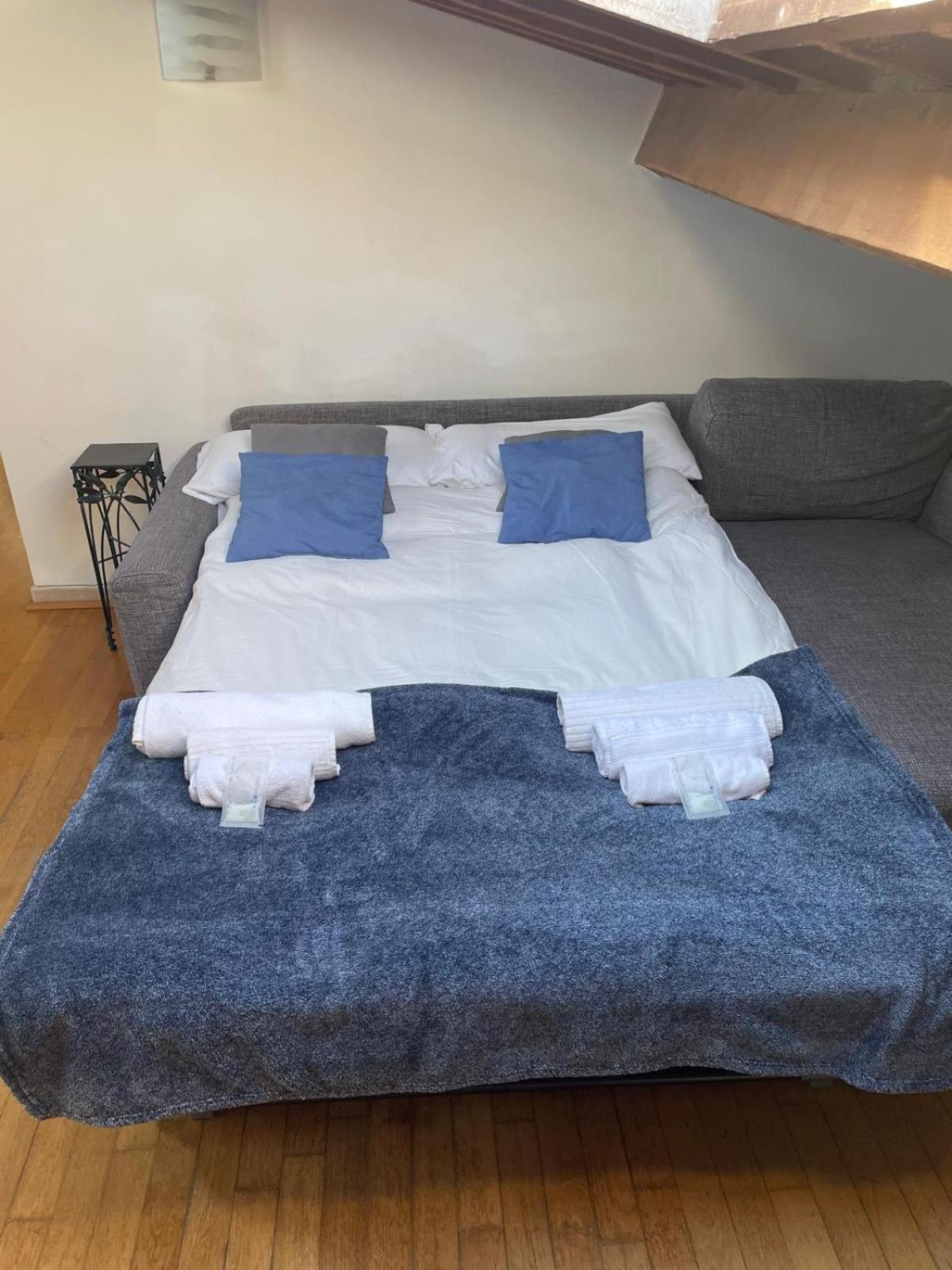Ferienwohnung Luminosa Mansarda Vicino Al Porto Livorno Exterior foto